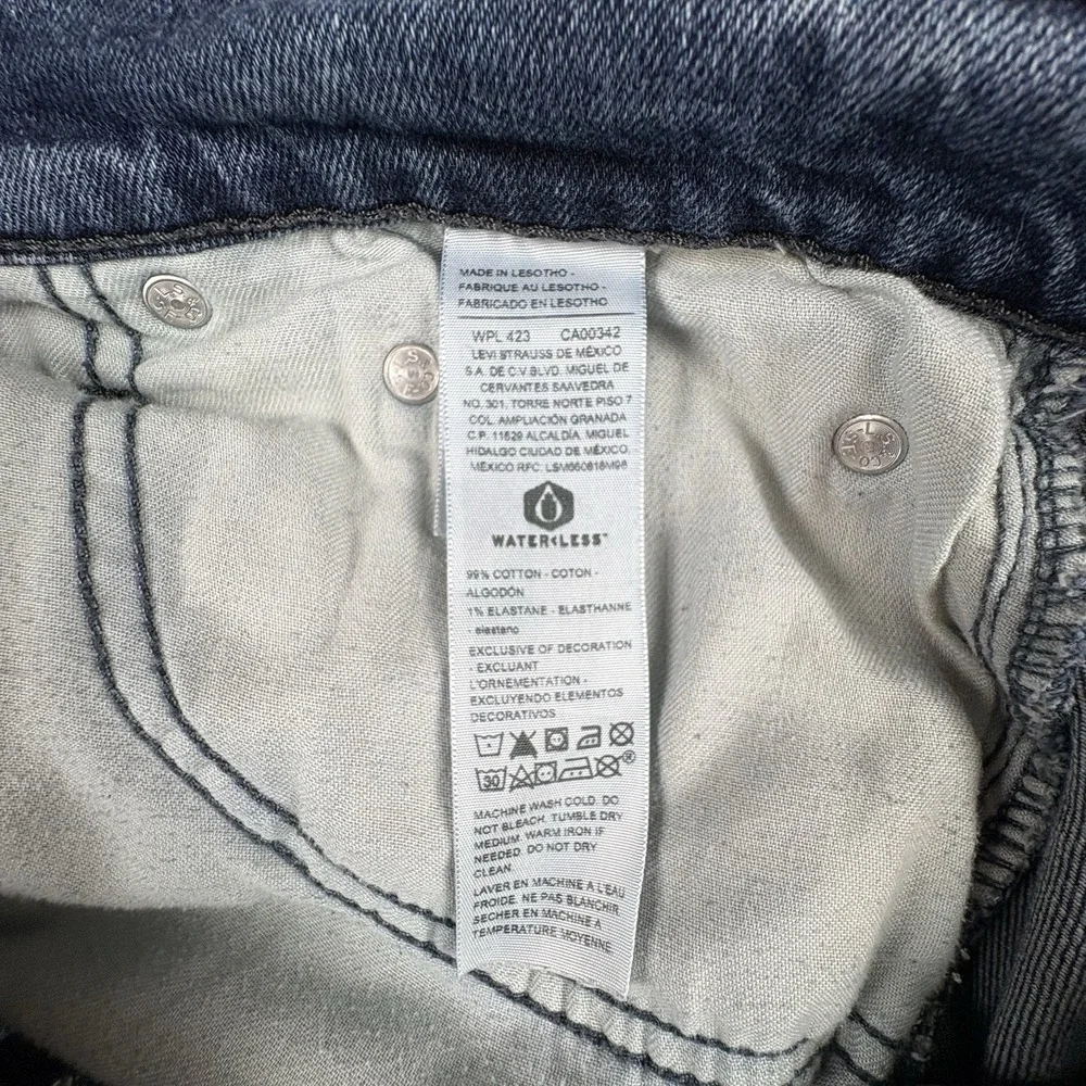 Signature Levi Strauss Athletic Jeans Men's 32x30 Blue Waterless Distressed Work